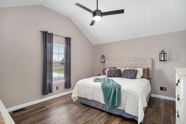 205 Weatherby Drive, Fordland, MO 65652