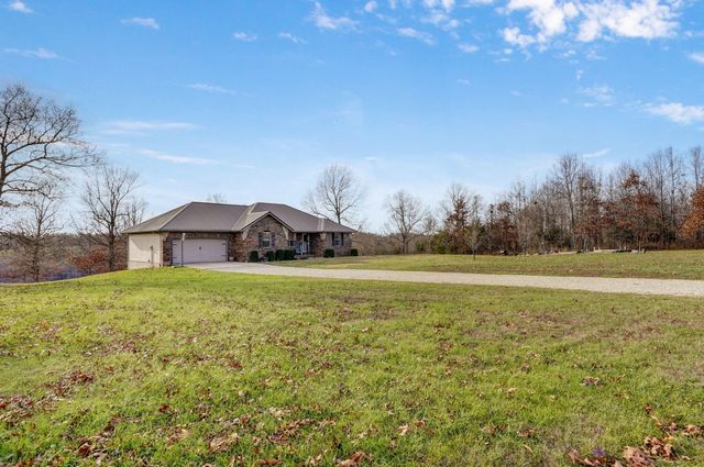 205 Weatherby Drive, Fordland, MO 65652