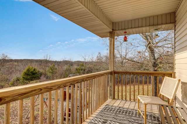 205 Weatherby Drive, Fordland, MO 65652