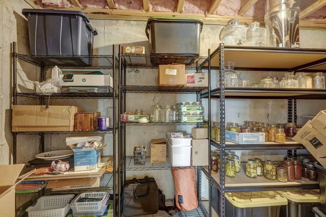 205 Weatherby Drive, Fordland, MO 65652