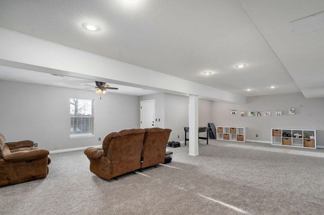 205 Weatherby Drive, Fordland, MO 65652