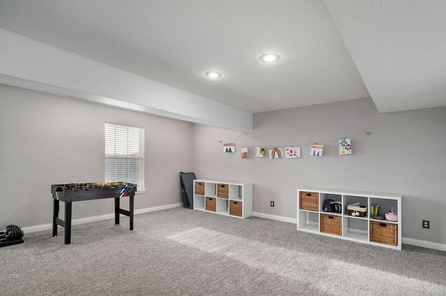 205 Weatherby Drive, Fordland, MO 65652