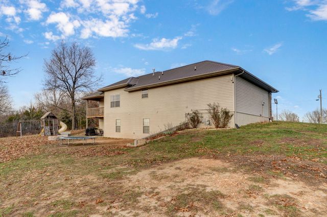 205 Weatherby Drive, Fordland, MO 65652