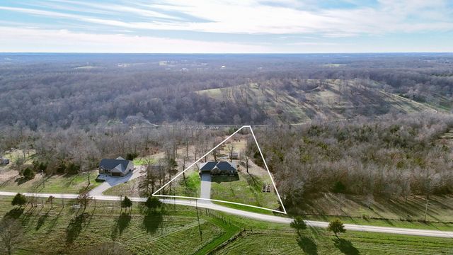 205 Weatherby Drive, Fordland, MO 65652