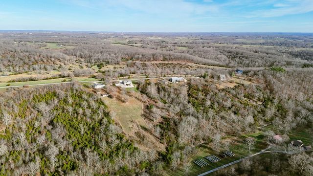 205 Weatherby Drive, Fordland, MO 65652