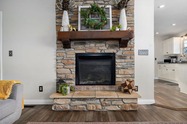 205 Weatherby Drive, Fordland, MO 65652