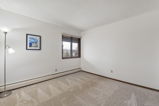 1800 Riverwood Drive 318, Burnsville, MN 55337