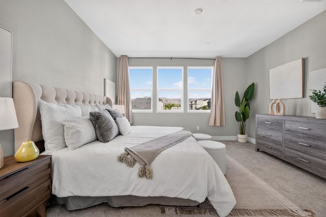 652 Obsidian Drive, San Jose, CA 95133