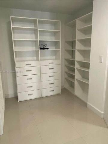 1111 Crandon Boulevard A807, Key Biscayne, FL 33149