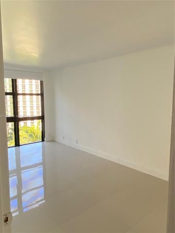 1111 Crandon Boulevard A807, Key Biscayne, FL 33149