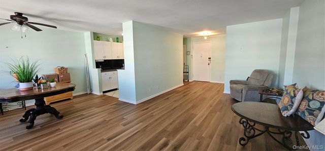 450 Shore Road 8G, Long Beach, NY 11561