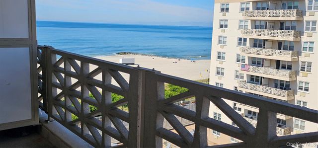 450 Shore Road 8G, Long Beach, NY 11561