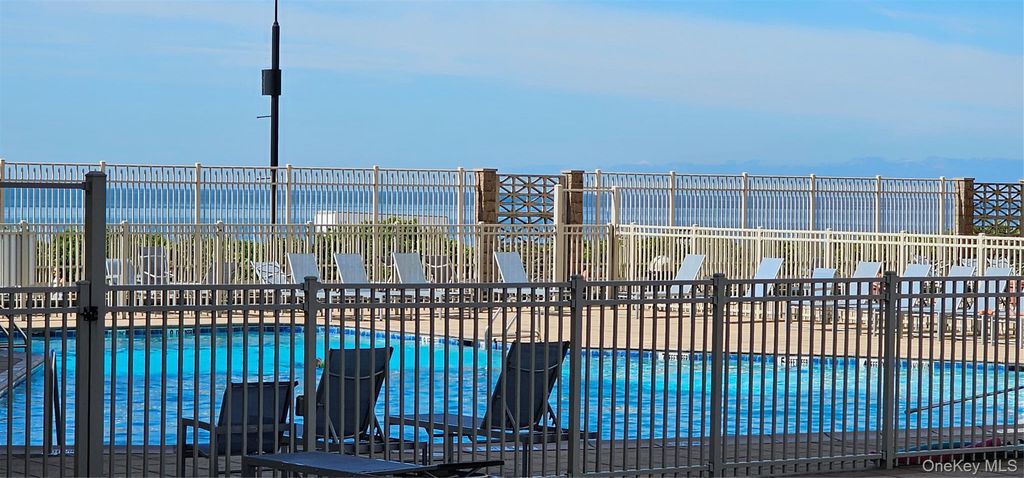 450 Shore Road 8G, Long Beach, NY 11561 — photo 3