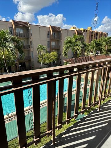 4715 NW 7th St 302-2, Miami, FL 33126