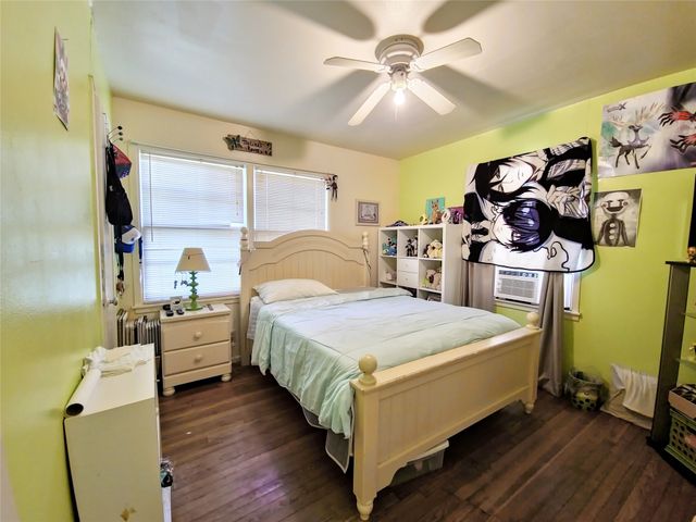 140 Meadowbrook Street, Robinson, TX 76706