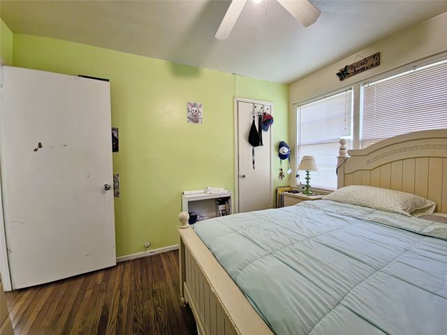 140 Meadowbrook Street, Robinson, TX 76706