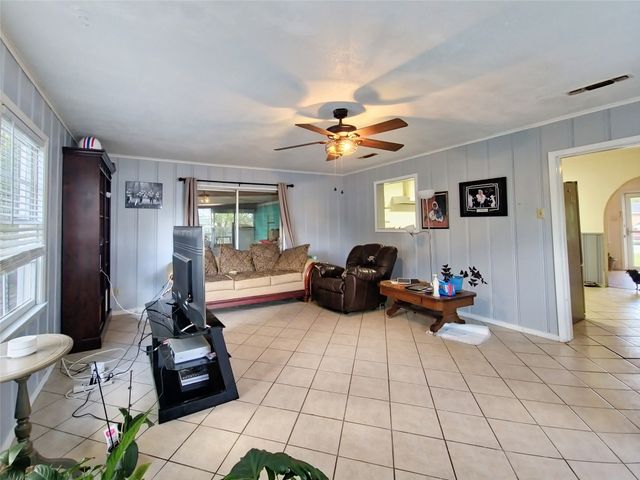 140 Meadowbrook Street, Robinson, TX 76706