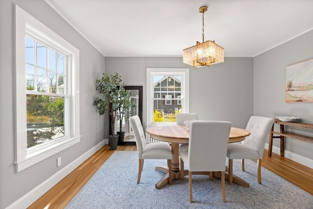 168 Hovey St, Lowell, MA 01852