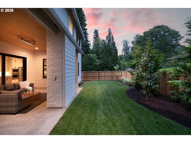 3784 Ridgewood Way, West Linn, OR 97068