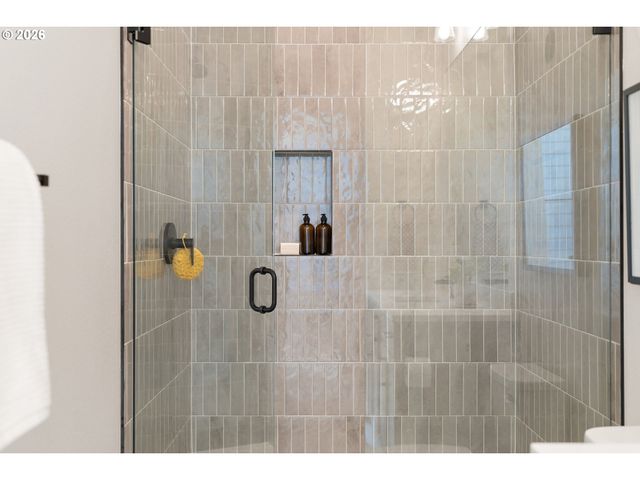 3784 Ridgewood Way, West Linn, OR 97068