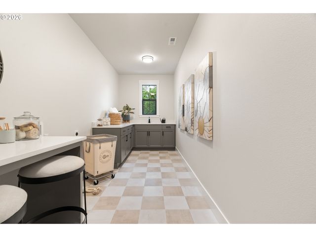 3784 Ridgewood Way, West Linn, OR 97068
