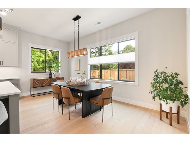 3784 Ridgewood Way, West Linn, OR 97068