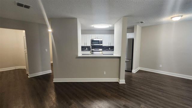 2528 WOODGATE BOULEVARD 102, Orlando, FL 32822