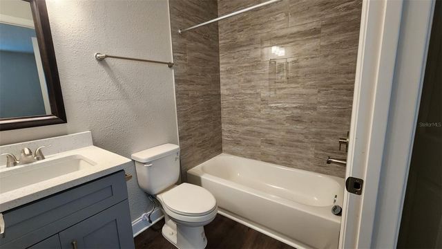 2528 WOODGATE BOULEVARD 102, Orlando, FL 32822