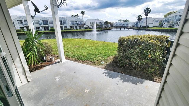 2528 WOODGATE BOULEVARD 102, Orlando, FL 32822