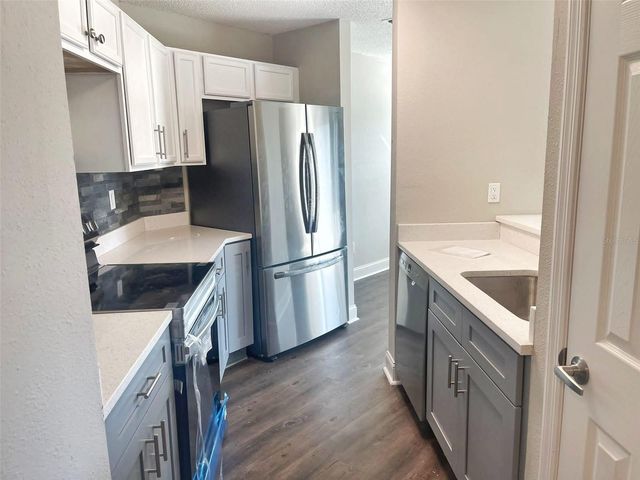2528 WOODGATE BOULEVARD 102, Orlando, FL 32822