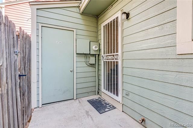 9756 W Cornell Place, Lakewood, CO 80227