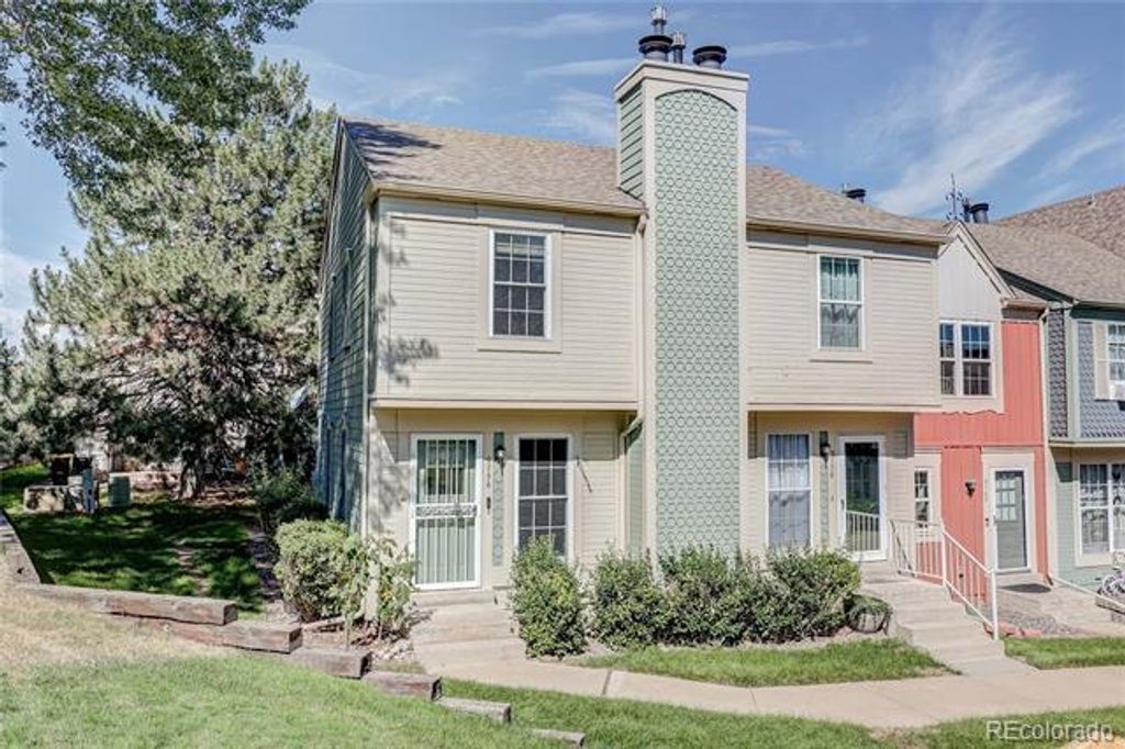 9756 W Cornell Place, Lakewood, CO 80227