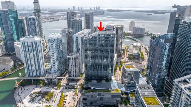 68 SE 6th St 2306, Miami, FL 33131
