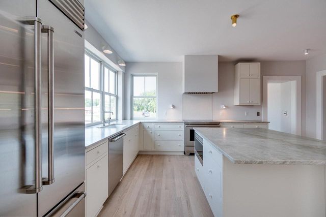 4029 Serenbe Street, Middleton, WI 53562