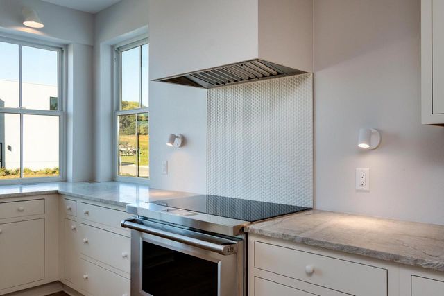 4029 Serenbe Street, Middleton, WI 53562