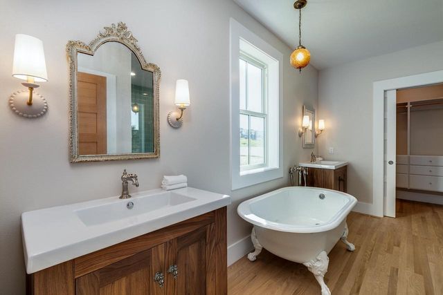 4029 Serenbe Street, Middleton, WI 53562