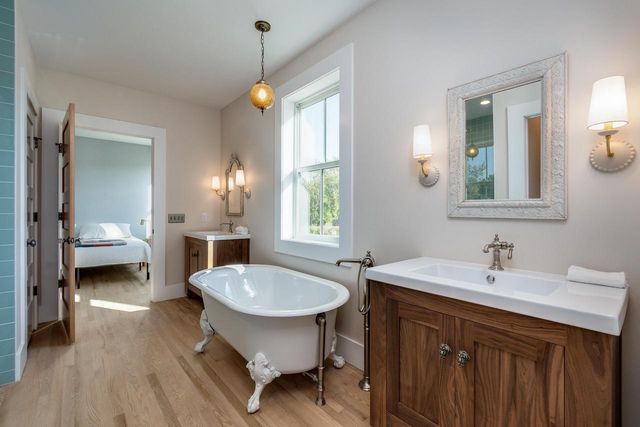 4029 Serenbe Street, Middleton, WI 53562