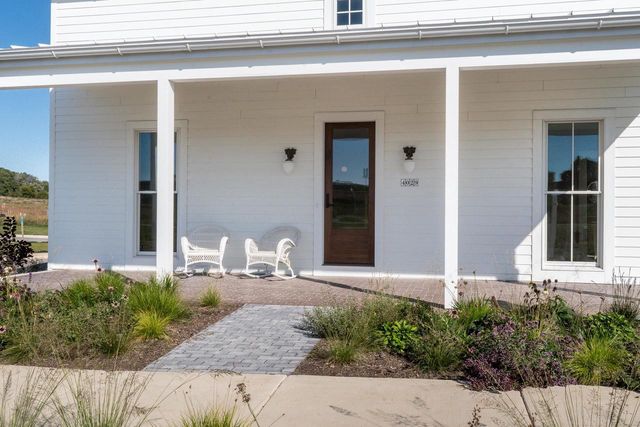 4029 Serenbe Street, Middleton, WI 53562