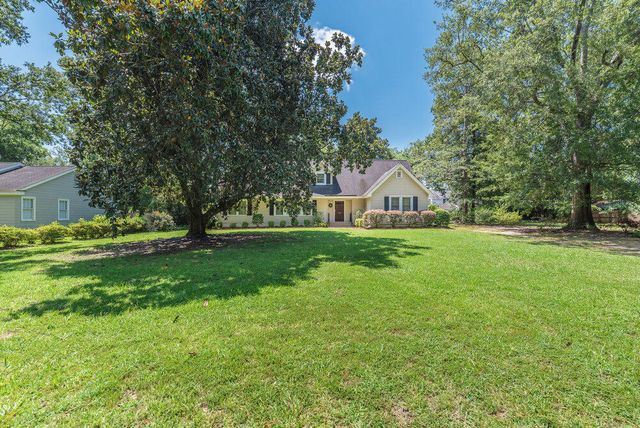 120 Nightingale Street, Barnwell, SC 29812