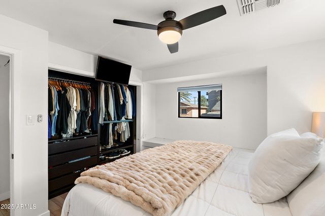 2050 N 71ST Street, Scottsdale, AZ 85257