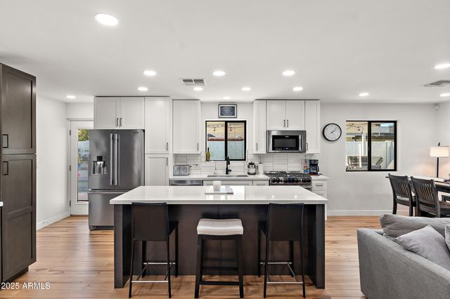 2050 N 71ST Street, Scottsdale, AZ 85257