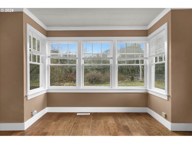 65586 NEHALEM Hwy, Vernonia, OR 97064