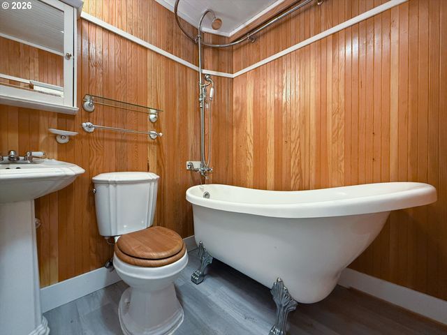 65586 NEHALEM Hwy, Vernonia, OR 97064