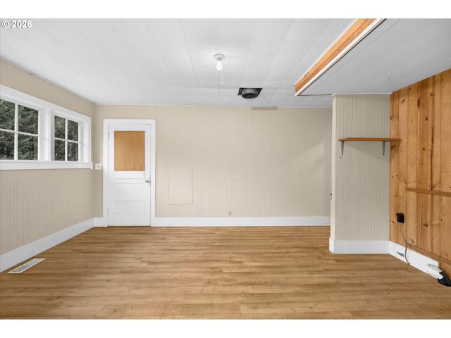 65586 NEHALEM Hwy, Vernonia, OR 97064