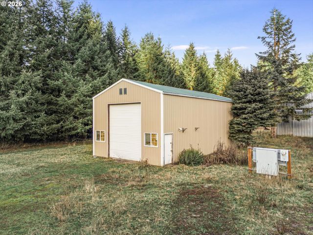 65586 NEHALEM Hwy, Vernonia, OR 97064