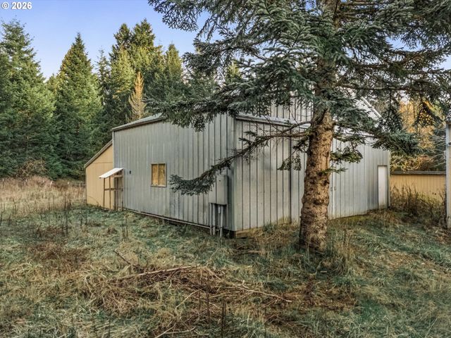 65586 NEHALEM Hwy, Vernonia, OR 97064
