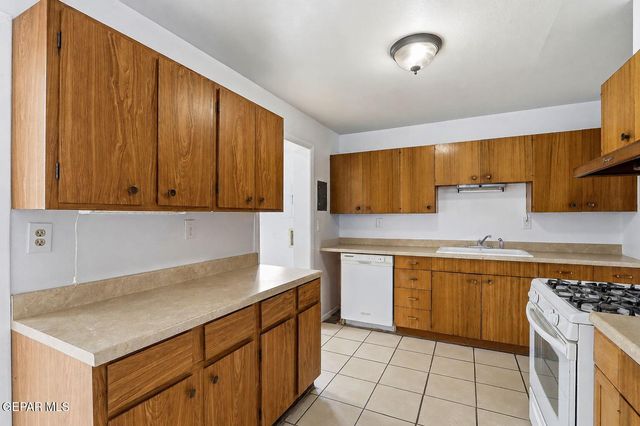 5813 FALCON Avenue, El Paso, TX 79924