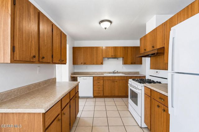 5813 FALCON Avenue, El Paso, TX 79924