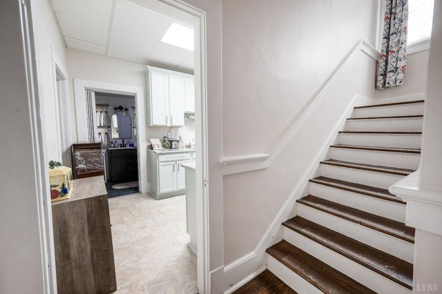 301 Oakridge Boulevard, Lynchburg, VA 24502