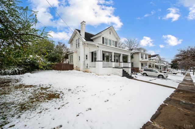 301 Oakridge Boulevard, Lynchburg, VA 24502